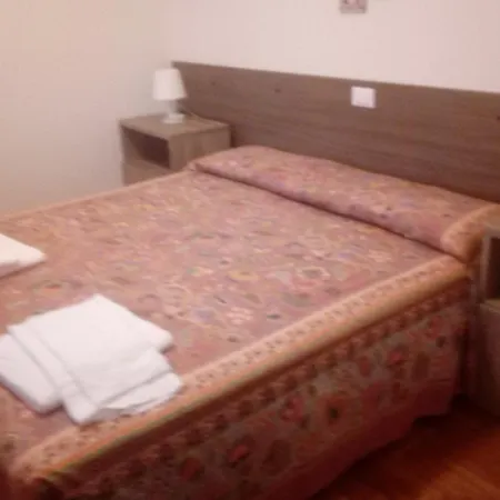 Pineta Hotel 2*